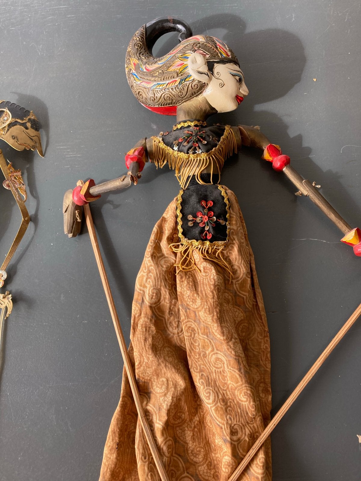 Set van 2 Wayang Golek en Wayang Kulit poppen uit Indonesië, Hout, Handgemaakt, Ophalen of Verzenden, Indonesië