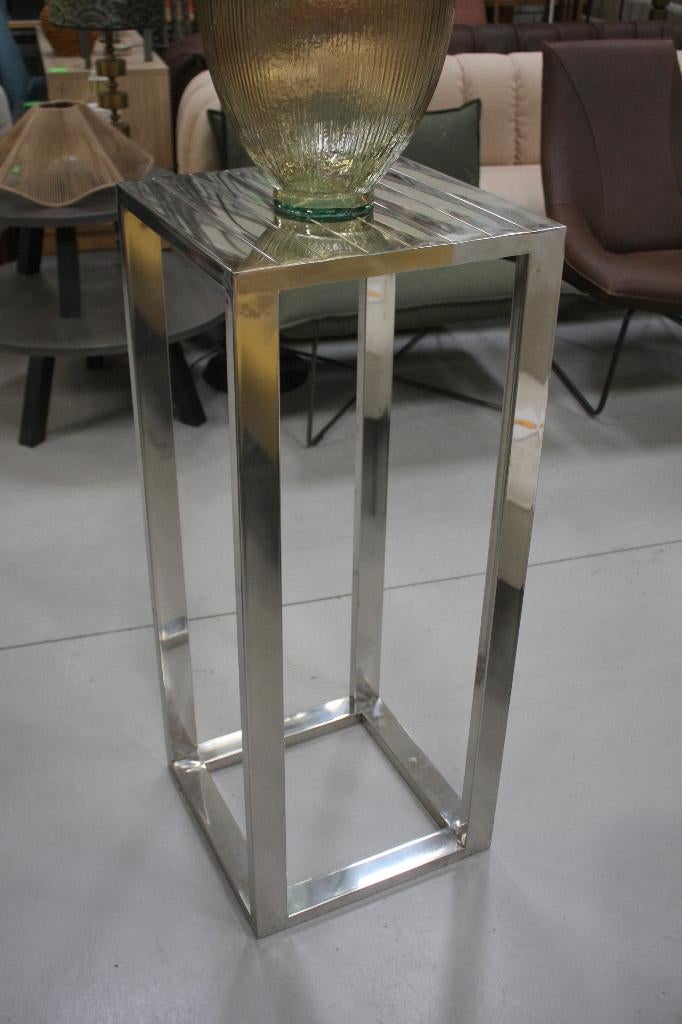 Metalen zuil PTMD met glazen vaas en kunst orchidee, Huis en Inrichting, Woonaccessoires | Zuilen en Pilaren, Ophalen, Gebruikt