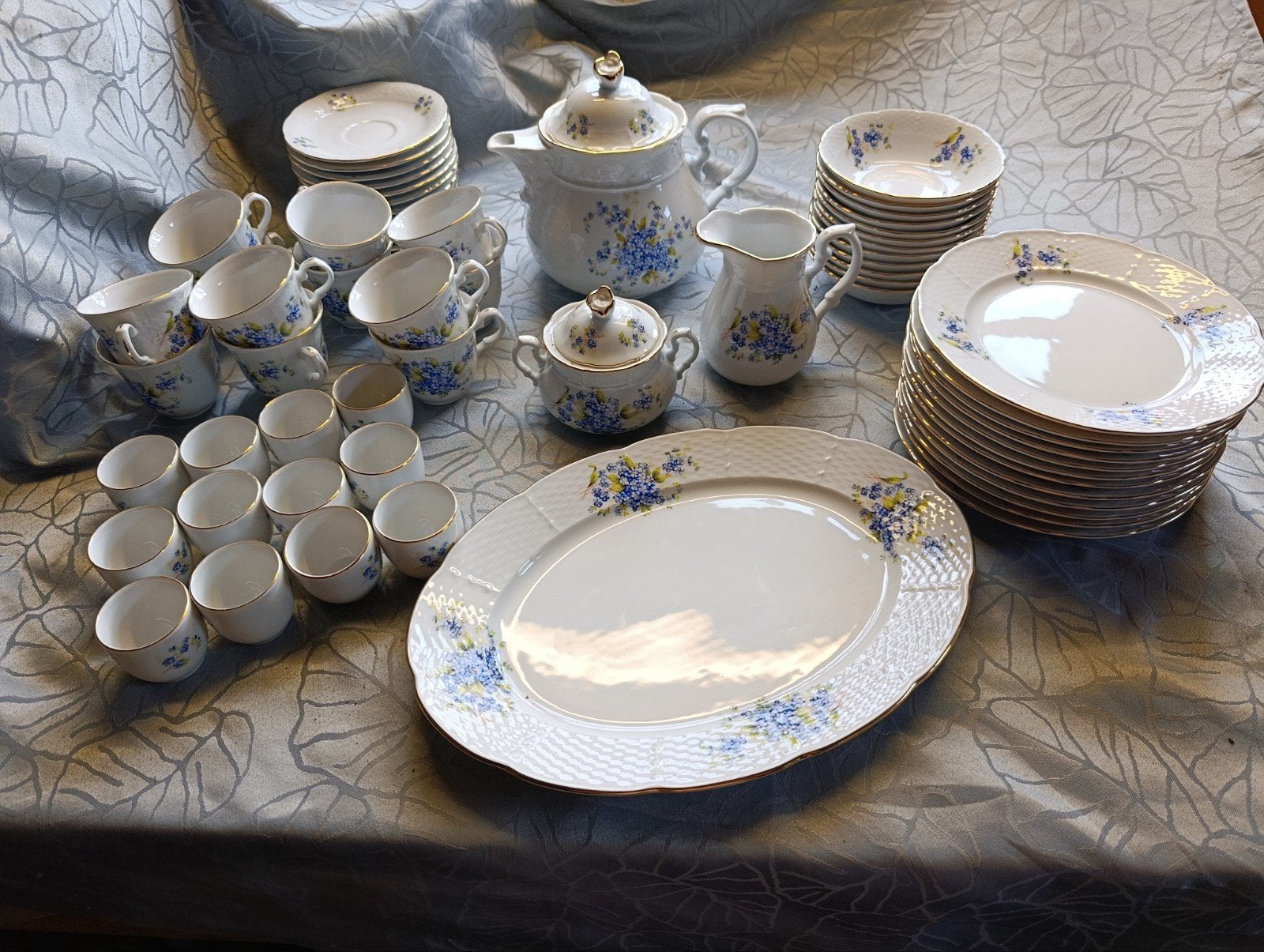 Thun 1794 Bernadotte ontbijtservies 12 personen, compleet, Ophalen
