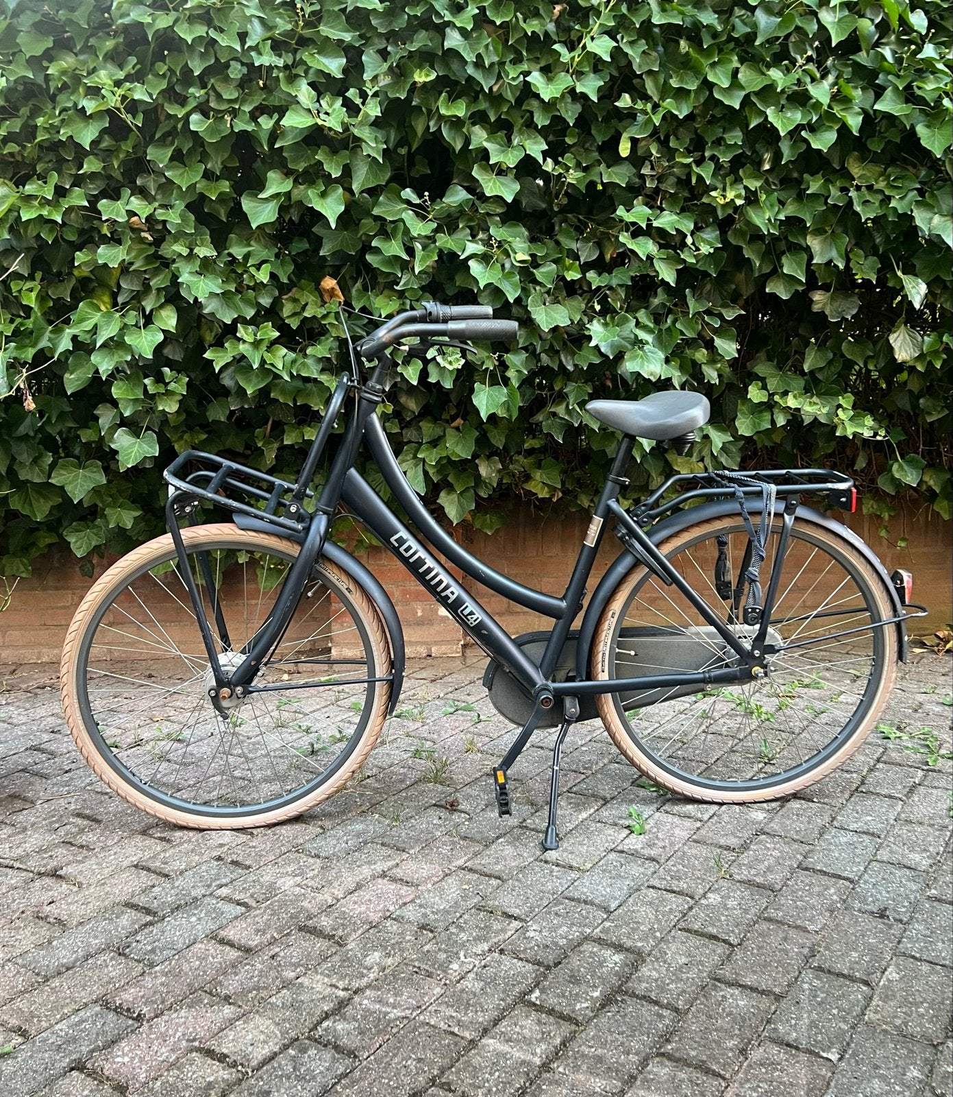 Cortina U4 Transportfiets Dames - Mat Zwart, Fietsen en Brommers, Terugtraprem, Gebruikt, Versnellingen, 50 tot 53 cm