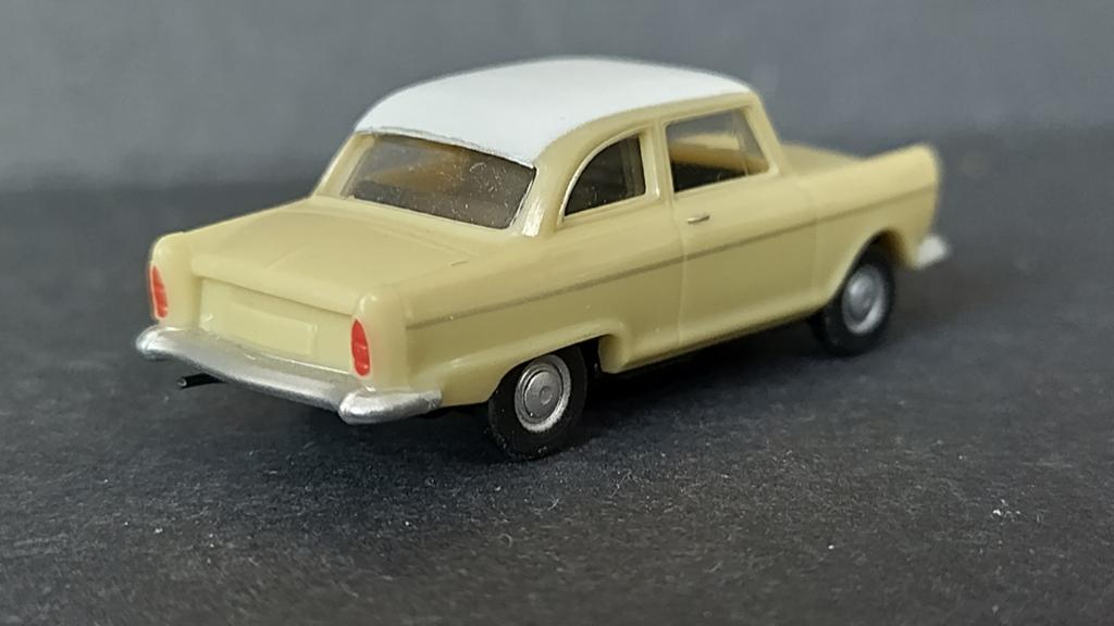 Dkw Junior Beige 1:87 Herpa Magic Pol, Hobby en Vrije tijd, Herpa Gmbh, Auto, Verzenden, Cars@herpa.de