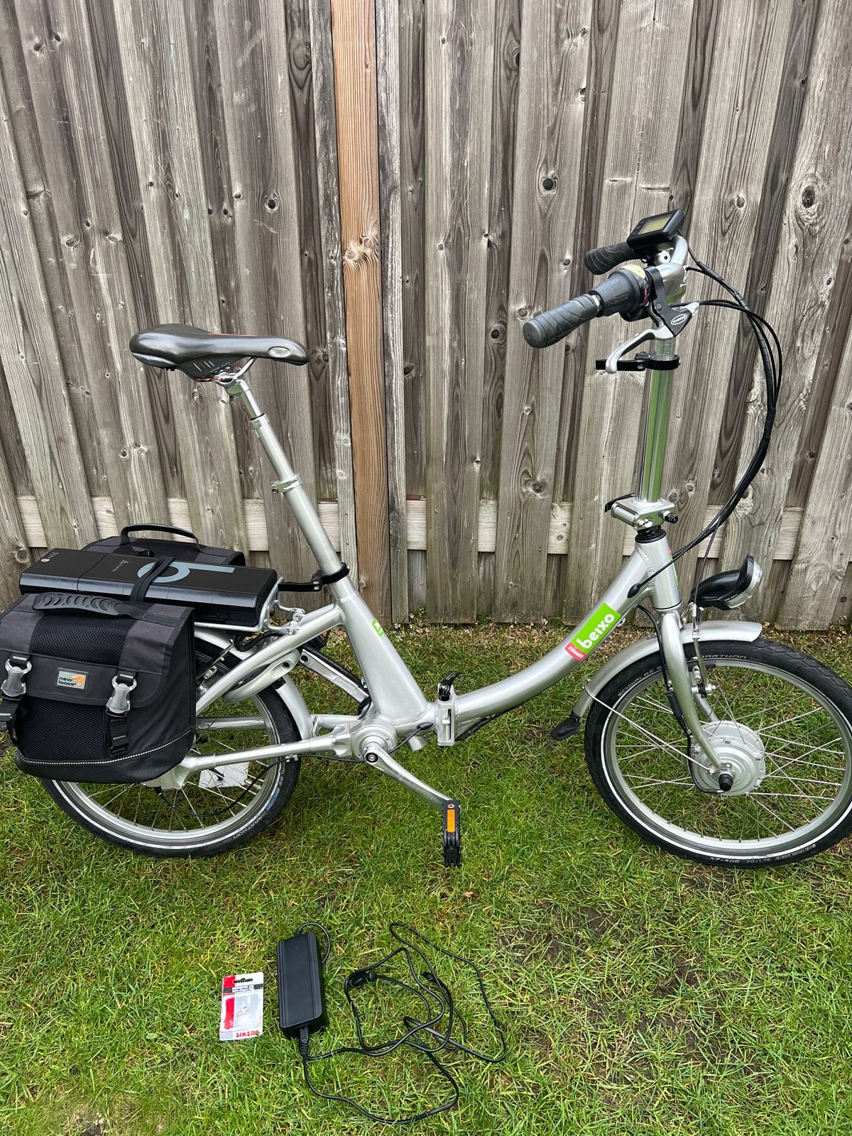Beixo Compact Vouwfiets E-Bike met Dubbele Fietstassen, Ophalen of Verzenden, Gebruikt, Overige merken