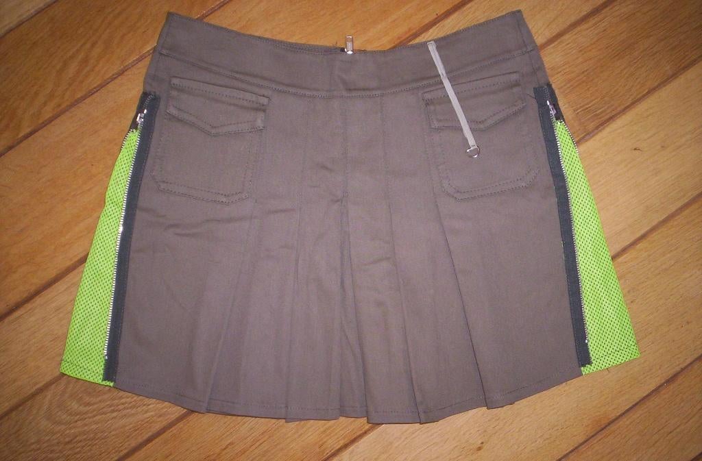 Plooi rok leger groen maat 38, Kleding | Dames, Rokken, Zo goed als nieuw, Maat 38/40 (M), Groen, Boven de knie, Ophalen of Verzenden