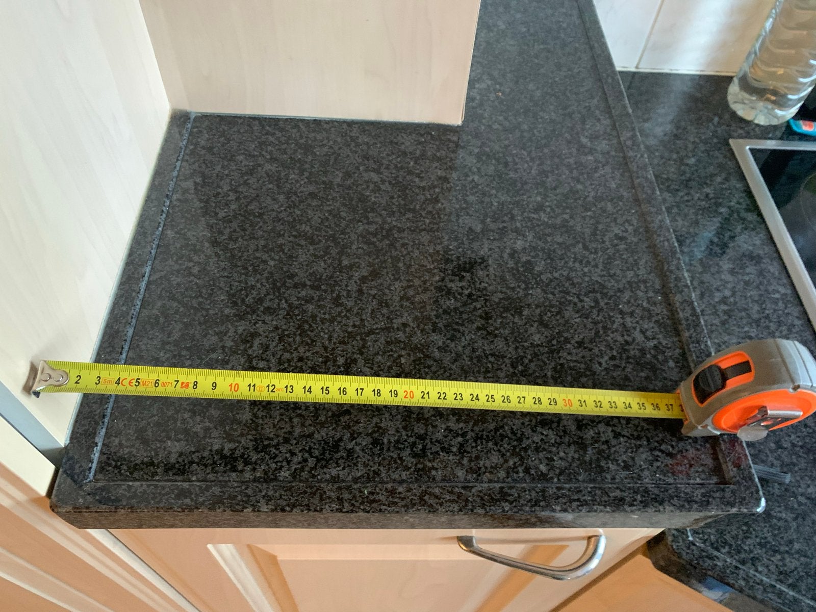 Granieten aanrechtblad dik L-vorm 40 mm dikk, Ophalen, Zwart, Steen/keramiek, Overige typen