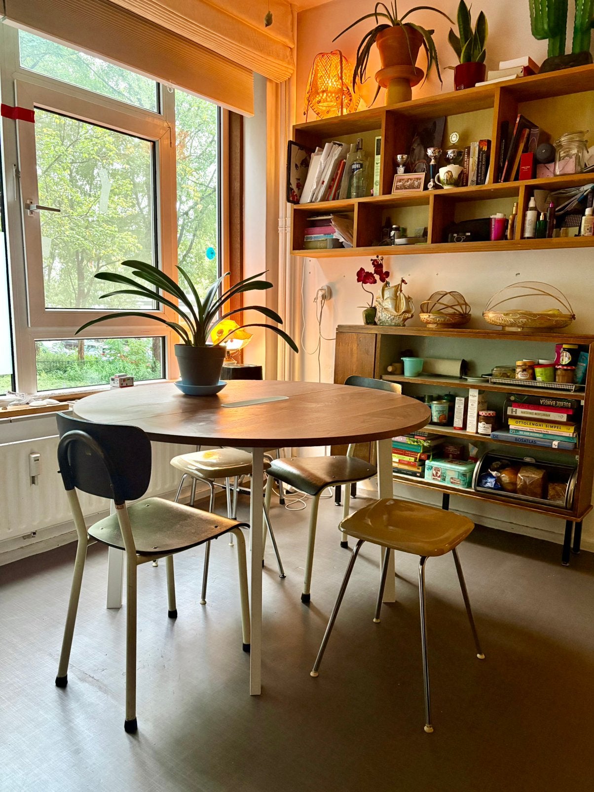Ronde tafel  Mittzon Ikea, Ophalen, Zo goed als nieuw, Rond, 100 tot 150 cm