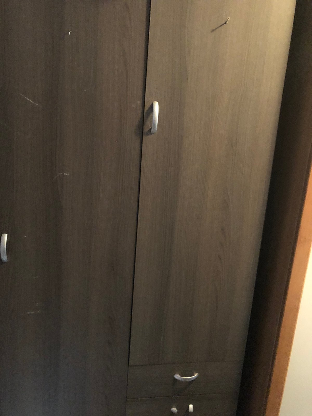 Kledingkast gratis af te halen in Rotterdam, Huis en Inrichting, Kasten | Kledingkasten, Gebruikt, 100 tot 150 cm, 200 cm of meer