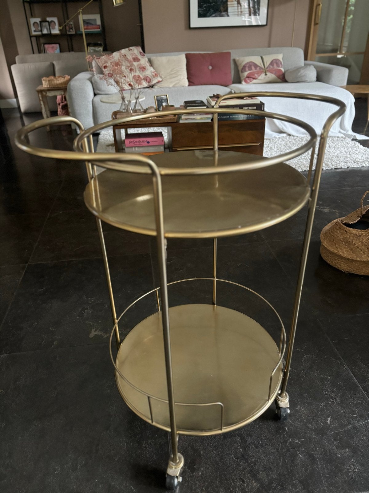 Gouden serveerwagen / trolley met twee ronde bladen, Ophalen, Gebruikt, Metaal of Aluminium, Rond