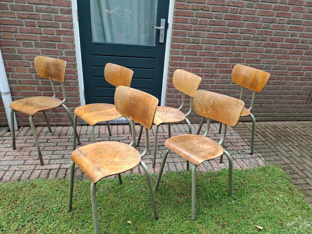 Vintage retro school stoelen, Ophalen