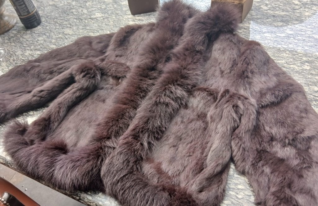 Trendy moderne bontjas zgan handgemaakt! Geen confectie, Zwart, Zo goed als nieuw, Handgemaakt, Ophalen