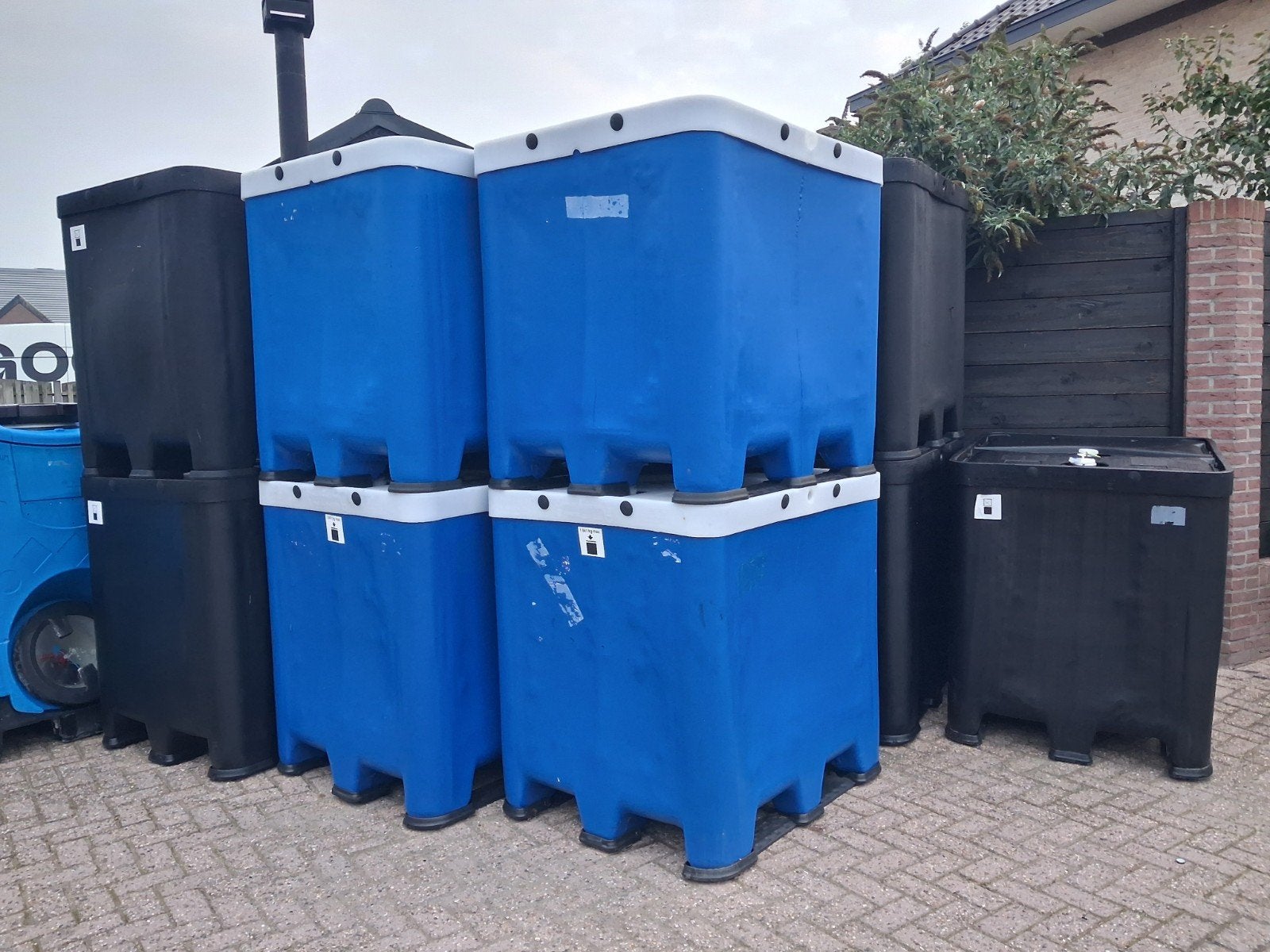 goedkope Milieu olie opslagtank  tank in Lekbak  varibox !, Ophalen