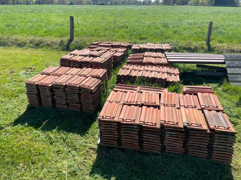- Mulden pannen - Grote partij (1000 st), Ophalen, Gebruikt, Steen of Klei, 15 m² of meer