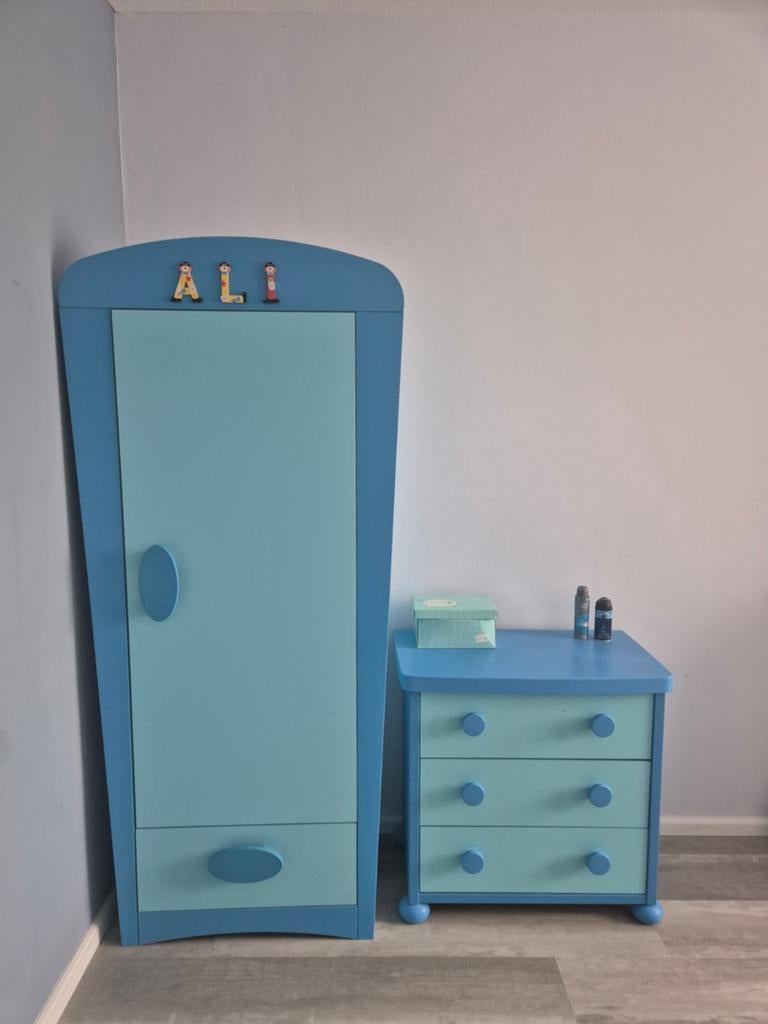Ikea blauw kinder kledingkast, Kinderen en Baby's, Kinderkamer | Overige Meubels, Ophalen, Gebruikt, Kast
