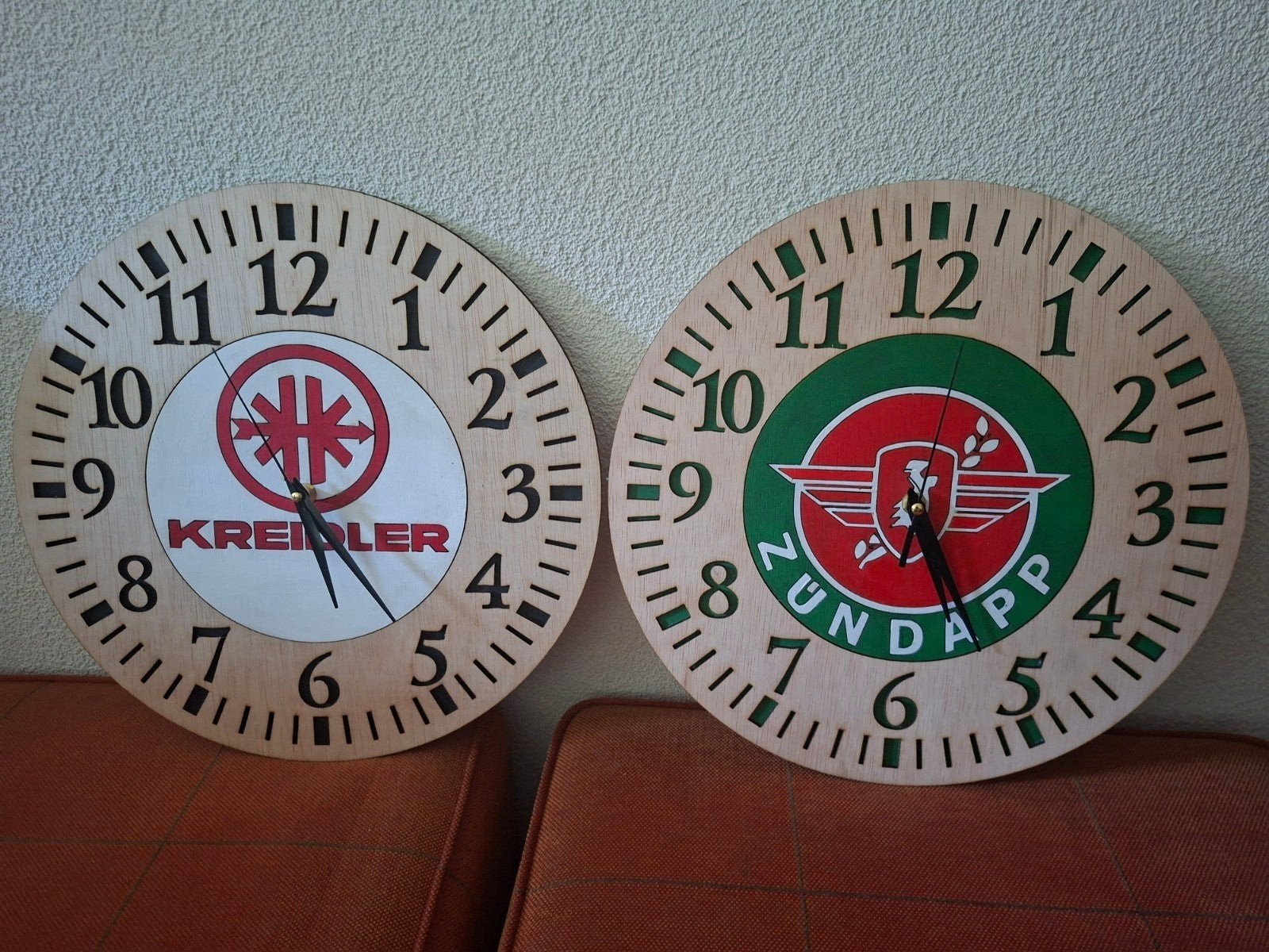2 klokken Zundapp en Kreidler., Ophalen of Verzenden, Overige merken