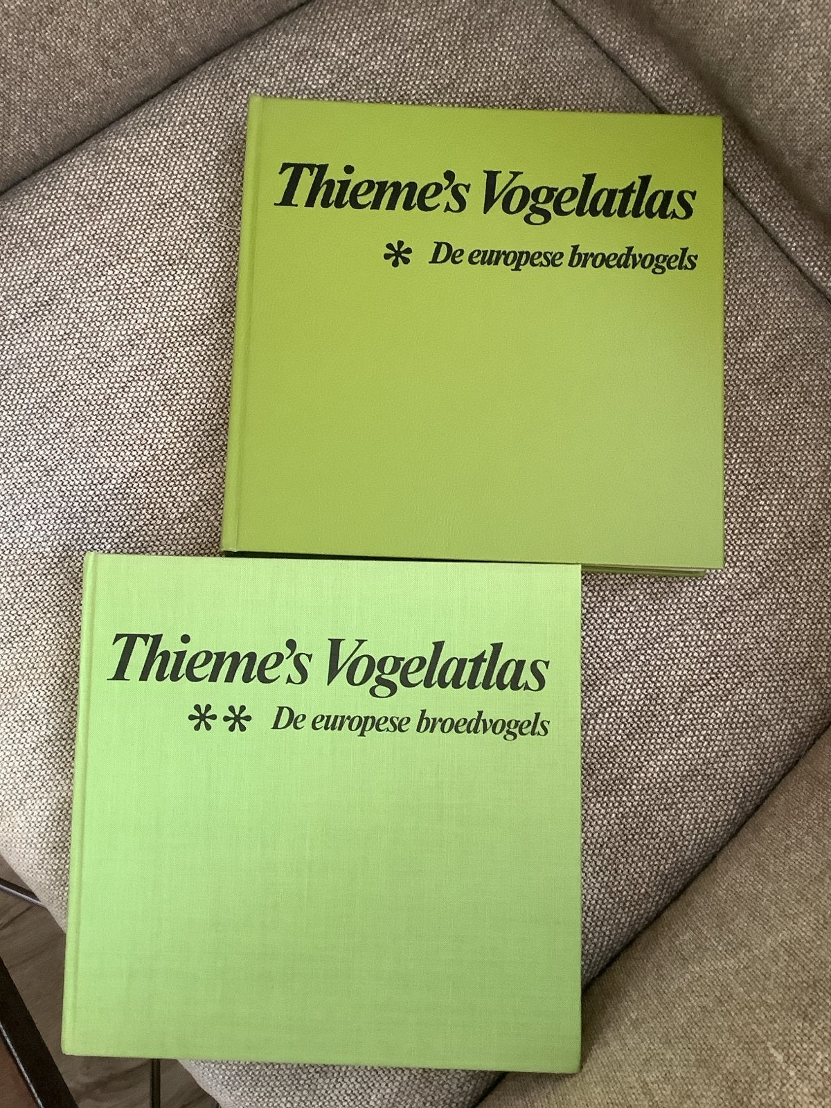 Thieme's Vogelatlas - De Europese Broedvogels (2 delen), Boeken, Ophalen of Verzenden, Zo goed als nieuw, Vogels