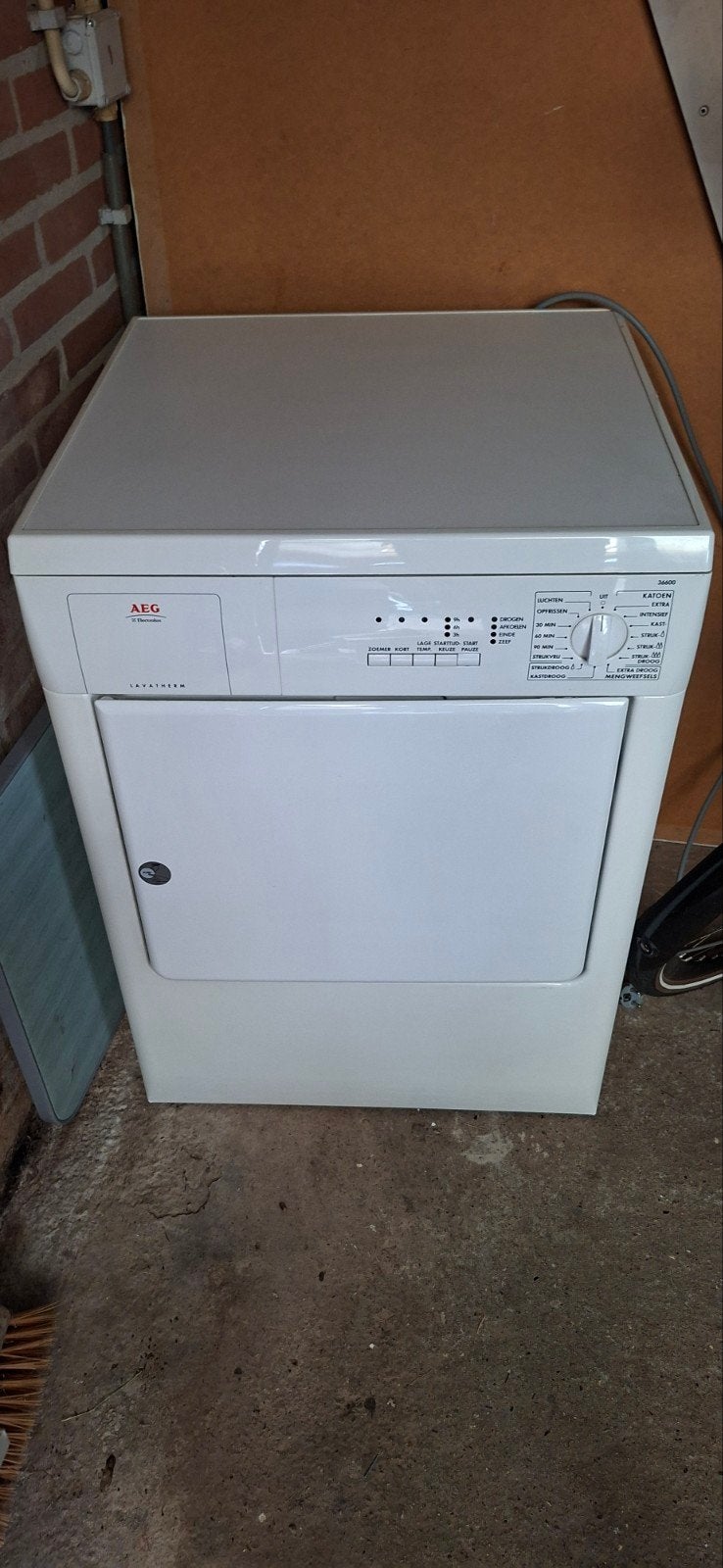 AEG Lavatherm wasdroger, Ophalen, 6 tot 8 kg, Gebruikt, Voorlader