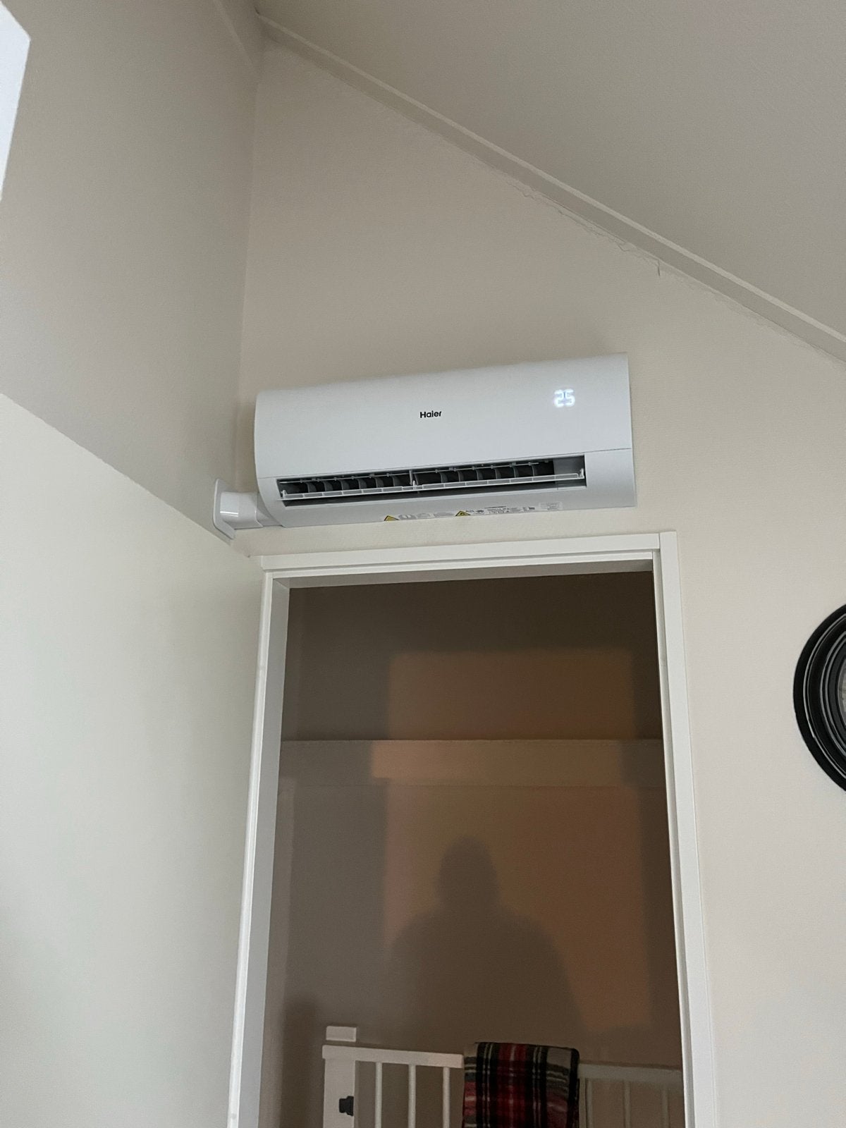 Foto 11 van Airco Installatie, Service, Reparatie, Onderhoud & Reiniging