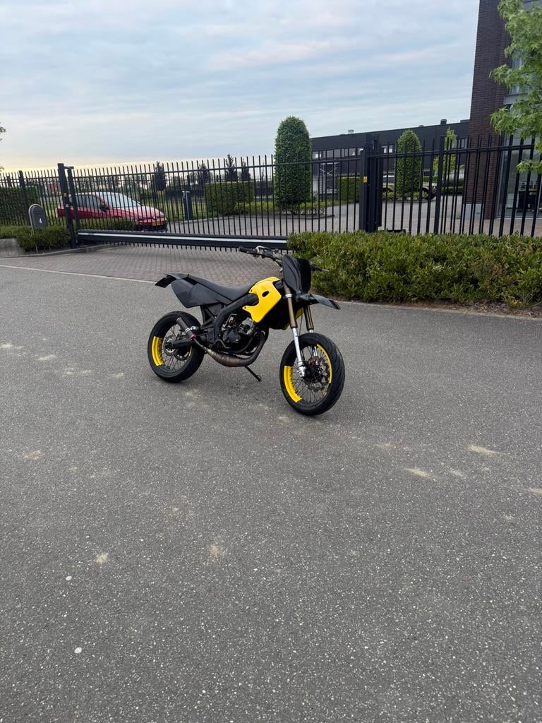 Derbi senda 77 stage 6, Ophalen, 6 versnellingen, Maximaal 45 km/u, Zo goed als nieuw