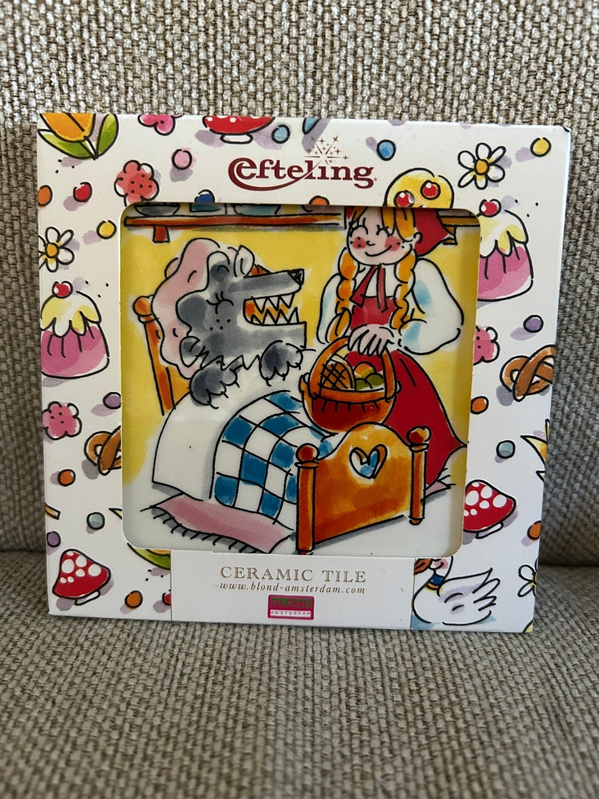 Keramische tegel Blond Amsterdam - Efteling, Roodkapje, Ophalen of Verzenden, Nieuw, Overige typen