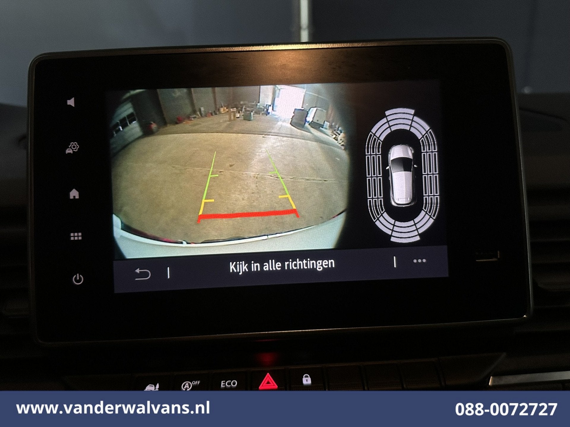 Renault Trafic 2.0 dCi 131pk L2H1 Euro6 Airco | Navigatie |, Voorwielaandrijving, Stof, Gebruikt, 4 cilinders