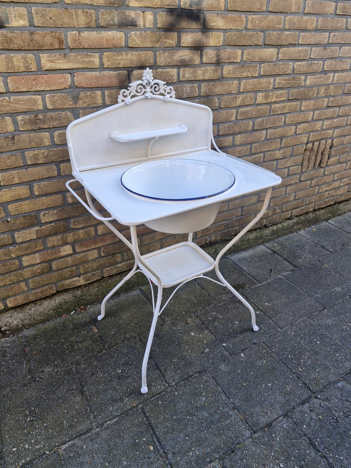 antiek brocante wastafel in gebruikte staat, Ophalen