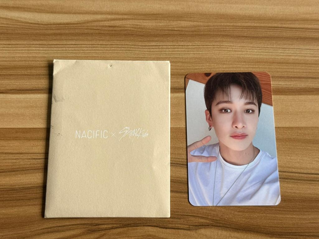 Stray Kids Bang Chan photo card Nacific, Ophalen of Verzenden, Zo goed als nieuw, Foto of Kaart