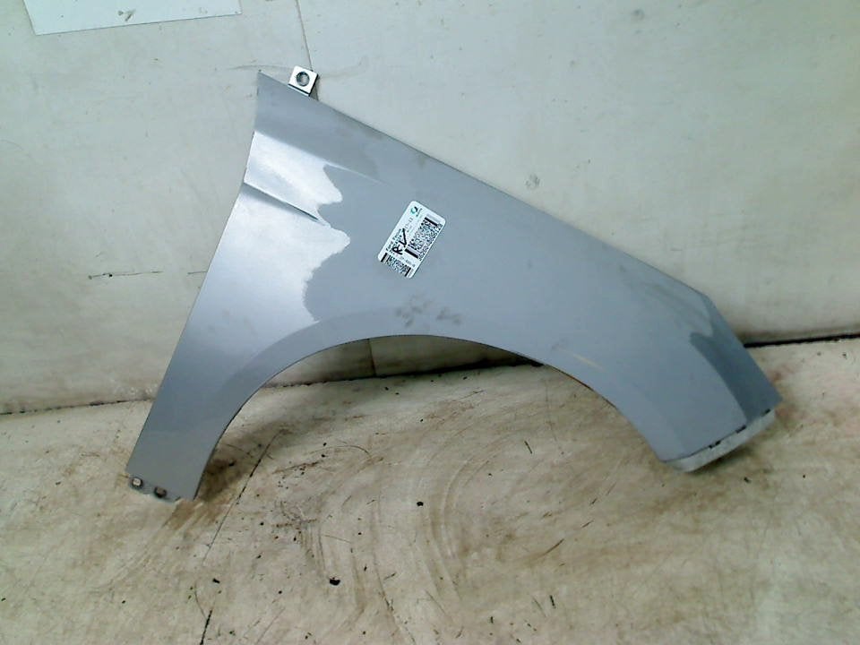 Spatbord Rechts Voor Ford Focus 3 Wagon (2012-02/2018-05), Gebruikt, Henry-Ford-Straße  1, Köln 50735, , Duitsland, Ford-Werke GmbH