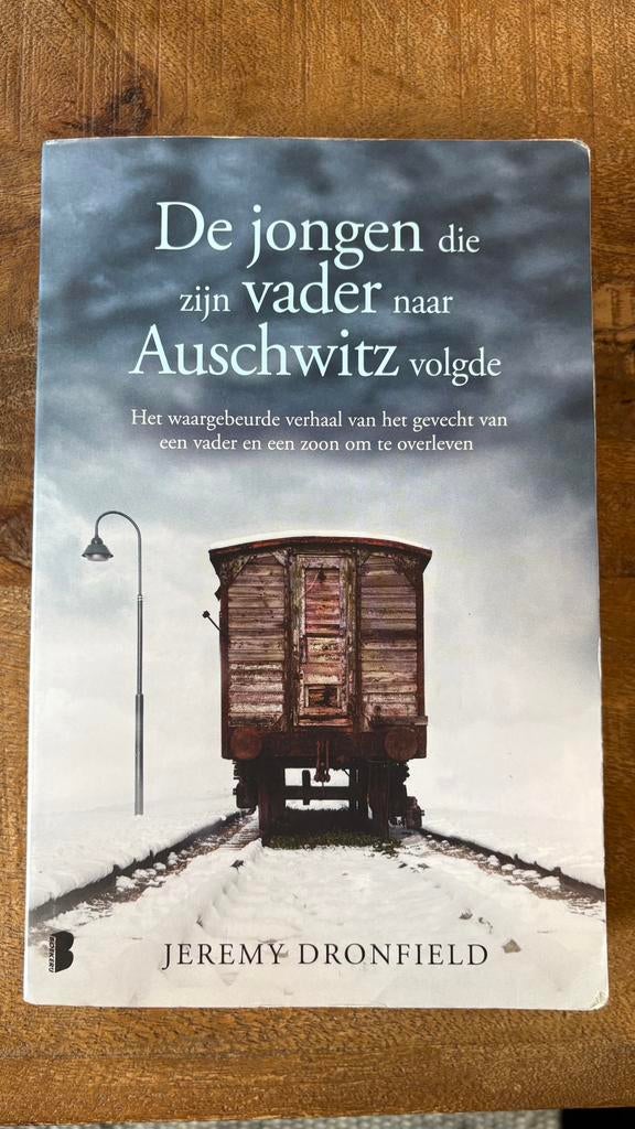 De jongen die zijn vader naar Auschwitz volgde, Ophalen of Verzenden, Jeremy Dronfield
