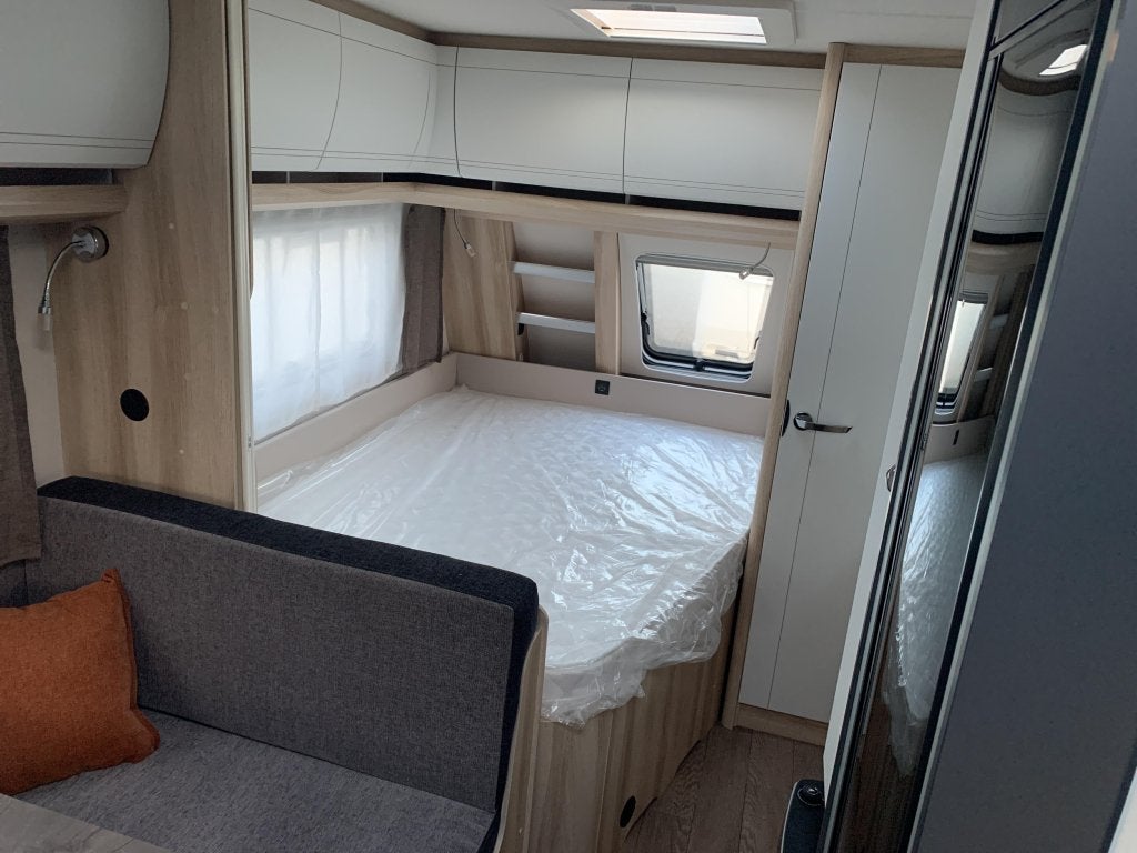 Hobby De Luxe 400 SFE Model 2026, Schokbreker, Hobby, Bedrijf, Treinzit