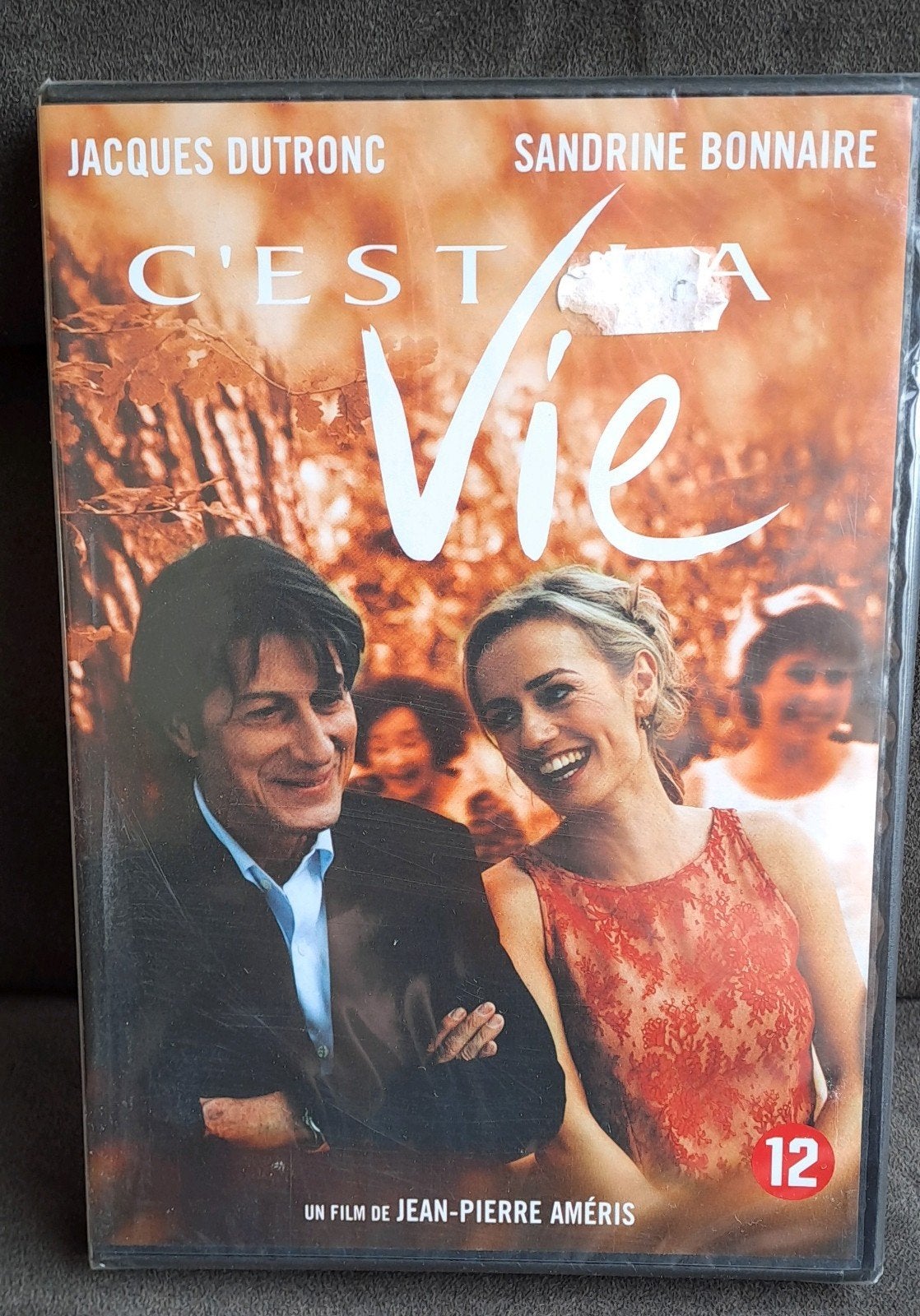 DVD C'est la Vie - Romantisch drama, Vanaf 12 jaar, Ophalen of Verzenden, Zo goed als nieuw, Waargebeurd drama