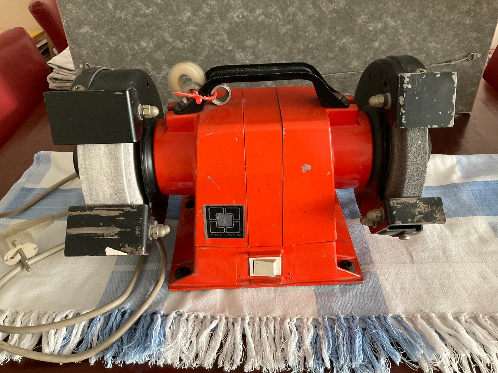 Dubbele slijpmachine Creusen, Ophalen, Gebruikt, Minder dan 700 watt, Werkbankslijpmachine