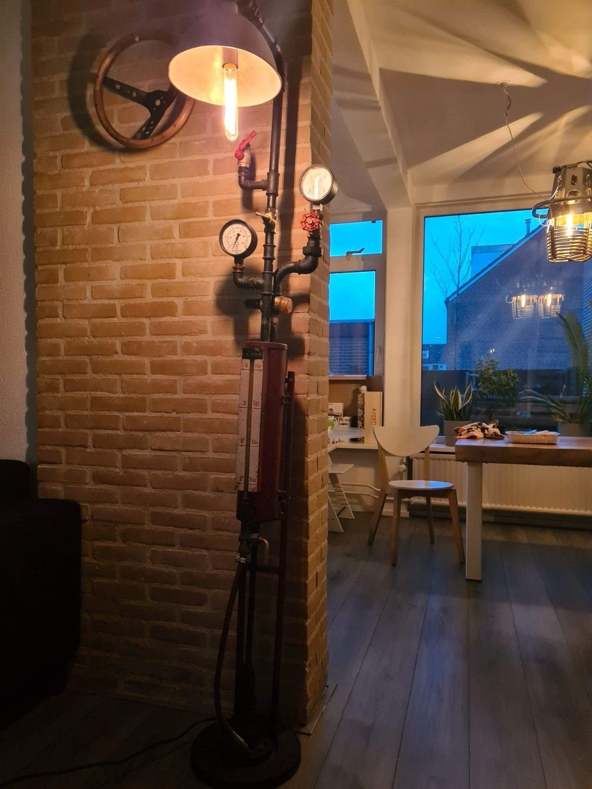 Unieke Industriële Steampunk Vloerlamp - Benzinepomp, Gebruikt, Industrieel, Steampunk, Mancave, Vintage, E27 (groot), Ophalen of Verzenden