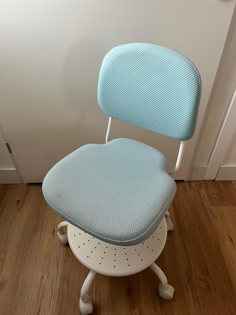 IKEA VIMUND lichtblauw, Huis en Inrichting, Bureaustoelen, Zo goed als nieuw, Bureaustoel, Blauw, Ophalen