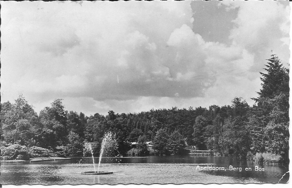 Oude Ansichtkaart Apeldoorn, Berg en Bos (1959), Ophalen of Verzenden, 1940 tot 1960, Gelopen, Gelderland