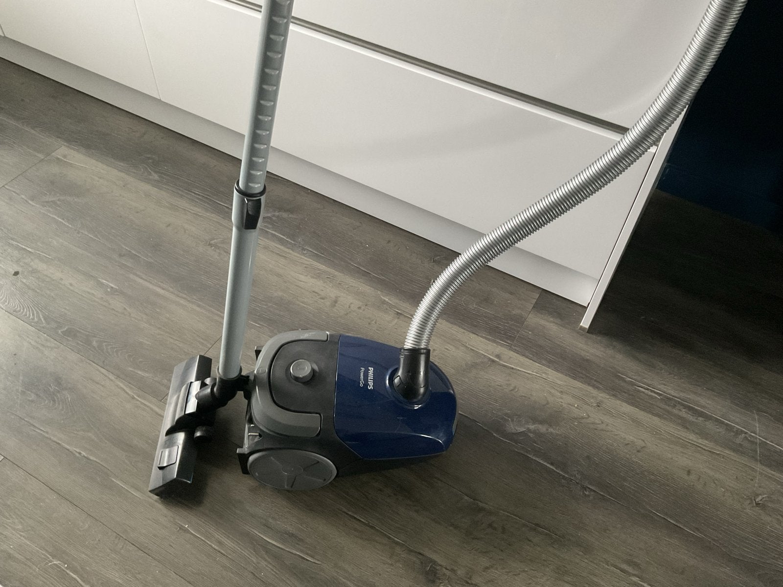 Philips PowerGo FC8240/09 stofzuiger - 900W, Witgoed en Apparatuur, Gebruikt, Philips, Sledestofzuiger, Minder dan 1200 watt
