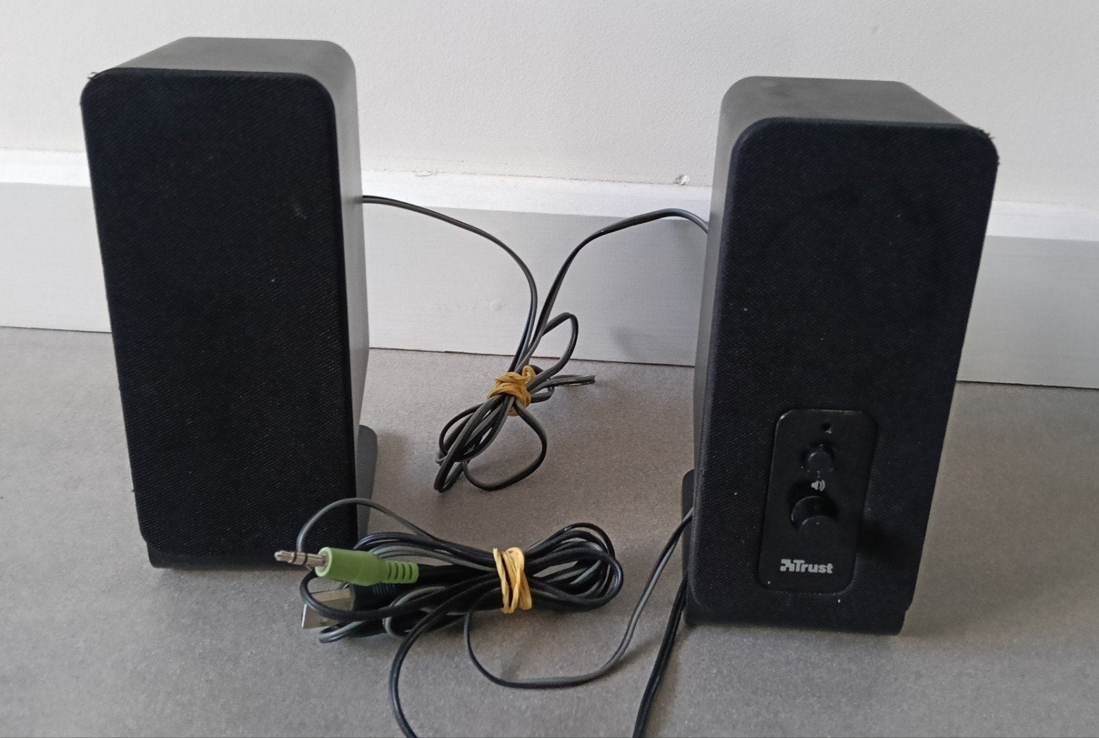 Trust 2.0 Luidsprekerset - Compact en Functioneel, Ophalen of Verzenden, Gebruikt, Audiokanaal 2, Trust