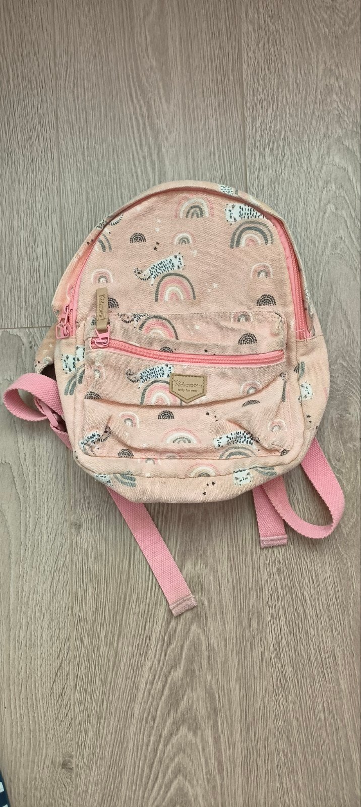 Roze Kidzroom Schooltasje met Regenboogprint, Overige merken, Gebruikt, Minder dan 30 cm, Ophalen of Verzenden