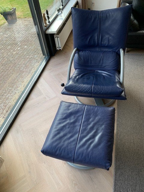 Rolf Benz leren fauteuil +hocker, Torino BMP, kleur blauw, Huis en Inrichting, Gebruikt, 75 tot 100 cm, Ophalen of Verzenden, Leer