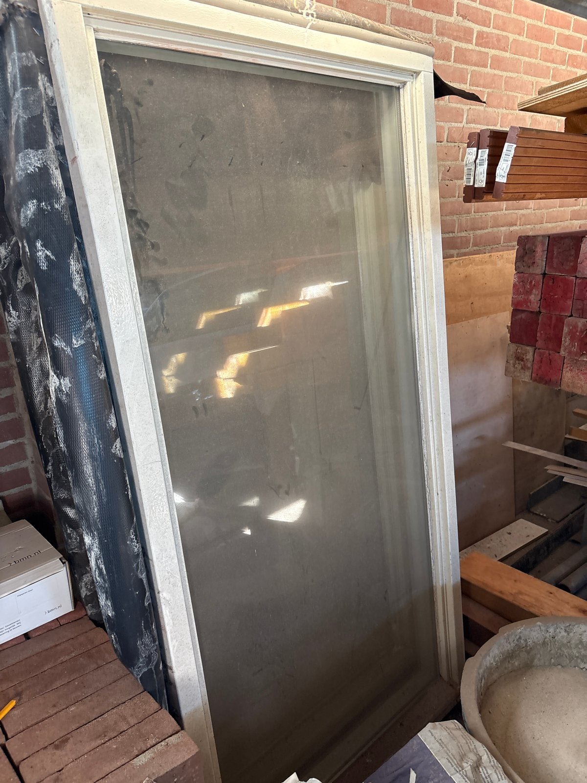 Groot gebruikt gevelraam met kozijn, Doe-het-zelf en Verbouw, Glas en Ramen, Ophalen, Gevelraam of Ruit, Gebruikt, Minder dan 80 cm