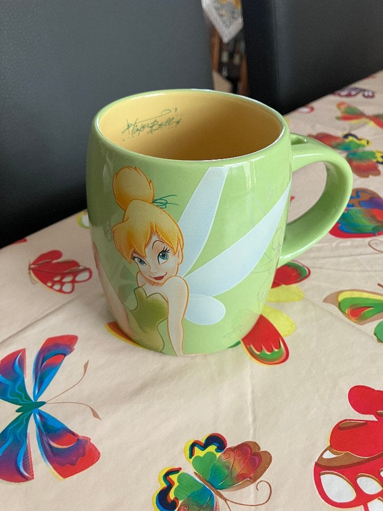 Disneyland Parijs Tinkerbell ( Peter Pan ) mok, Ophalen of Verzenden, Peter Pan of Pinokkio, Zo goed als nieuw, Servies