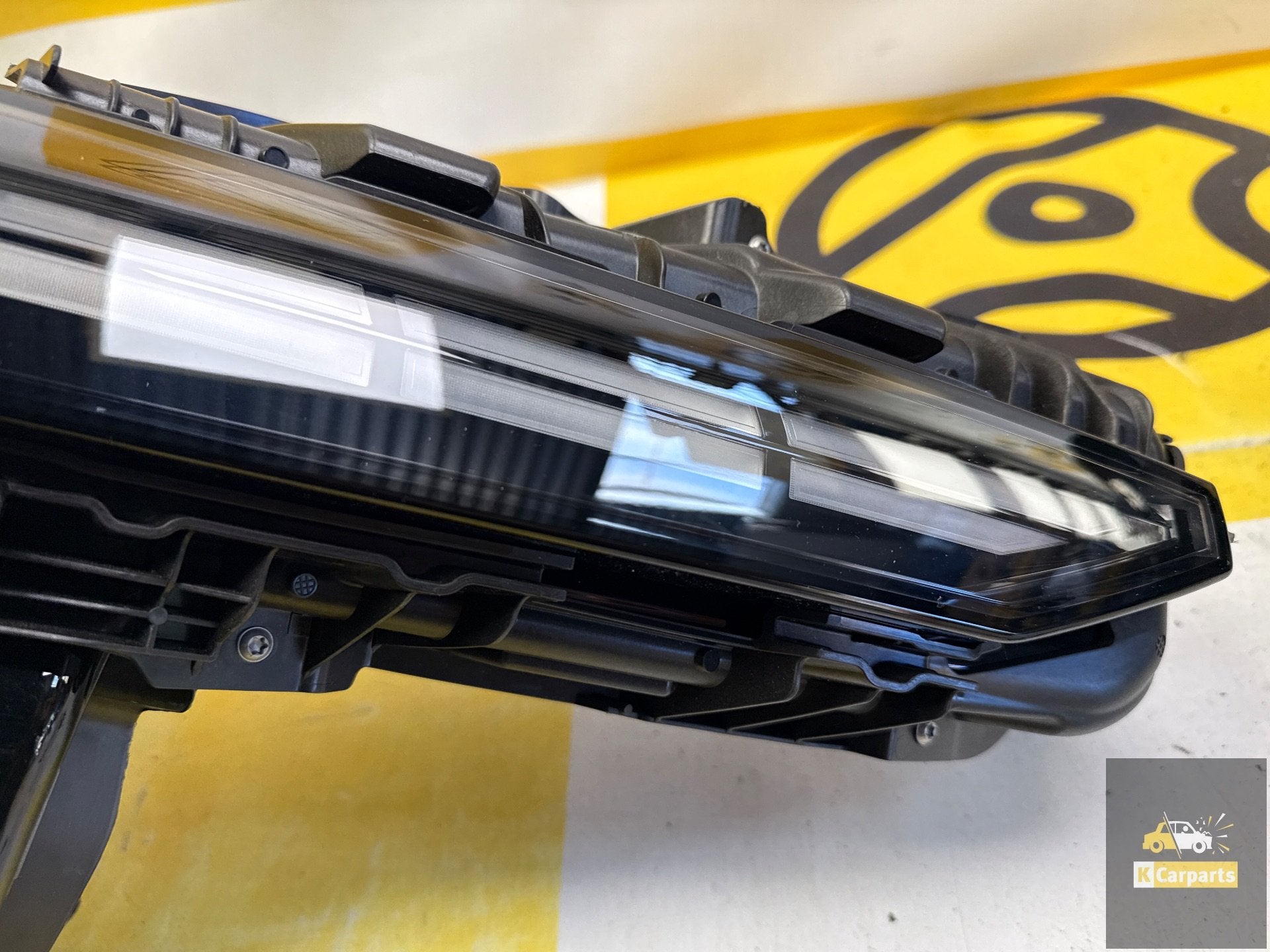VOLVO EX60 FULL LED Koplamp Rechts ELECTRIC 32365801, Gebruikt, Gunnar Engellaus vag 8
405 31  Gothenburg, SE, Info@volvocars.com