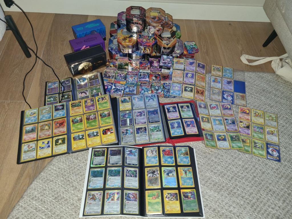 Verzameling pokemon kaarten 1995 tm nieuw, Hobby en Vrije tijd, Verzamelkaartspellen | Pokémon, Ophalen, Meerdere kaarten