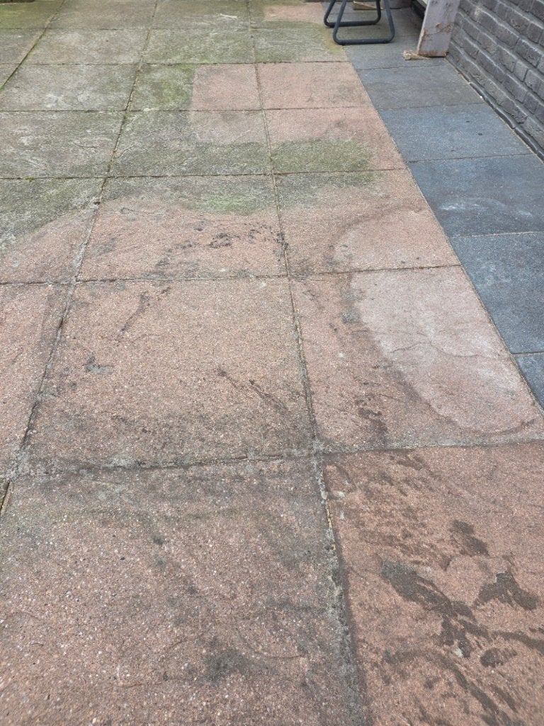 Partij rode betontegels – zelf uithalen (ruim 15 m2), Ophalen, Gebruikt, 10 m² of meer, Beton