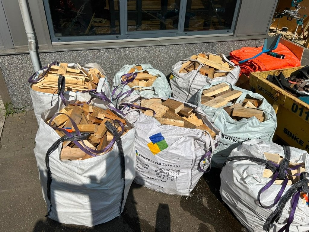 Big bags resthout - Haardhout - Schoon hout, Tuin en Terras, Haardhout, Minder dan 3 m³, Ophalen, Overige houtsoorten, Blokken