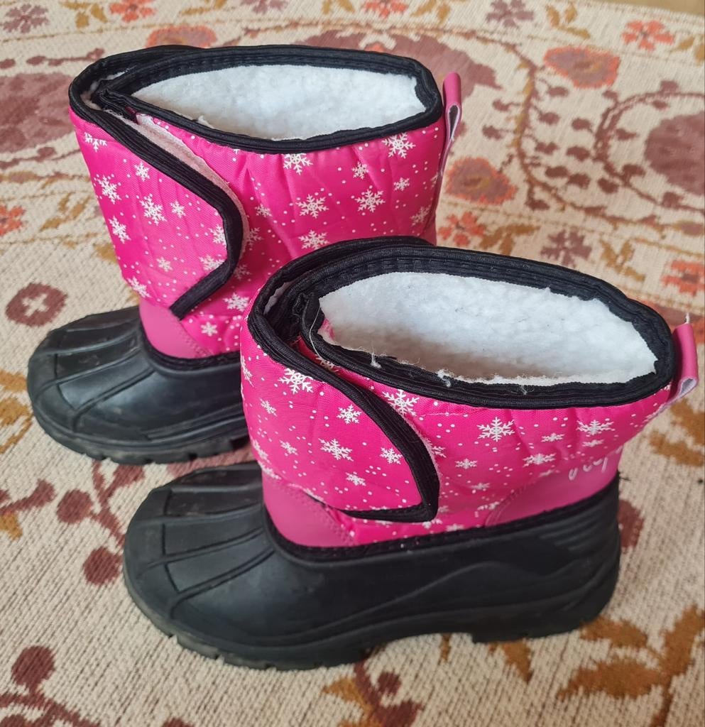 Snowboots maat 32, Kinderen en Baby's, Kinderkleding | Schoenen en Sokken, Ophalen of Verzenden, Zo goed als nieuw, Jongen of Meisje