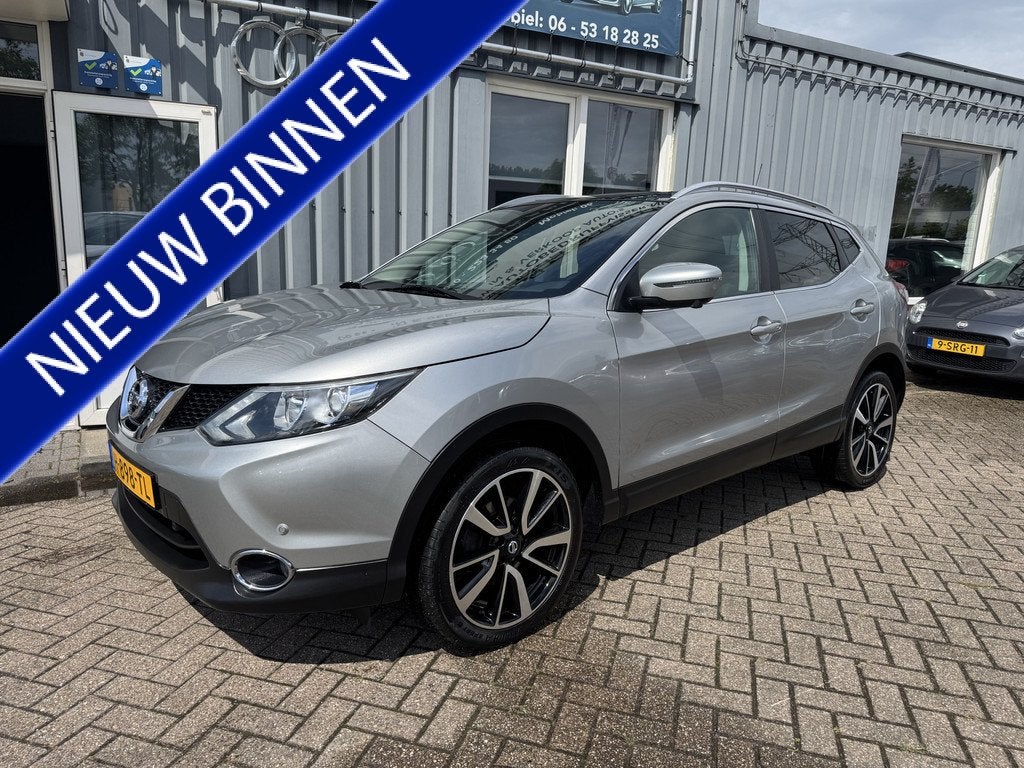 Nissan QASHQAI 1.2 Connect Edition (bj 2015), Auto's, Nissan, Voorwielaandrijving, Euro 5, Stof, Gebruikt