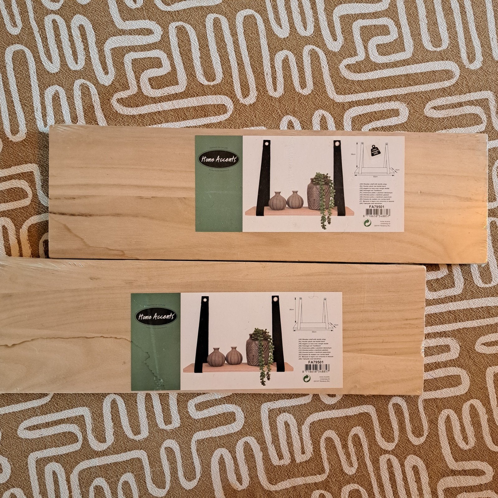 2 nieuwe wandplankjes, Ophalen, Nieuw