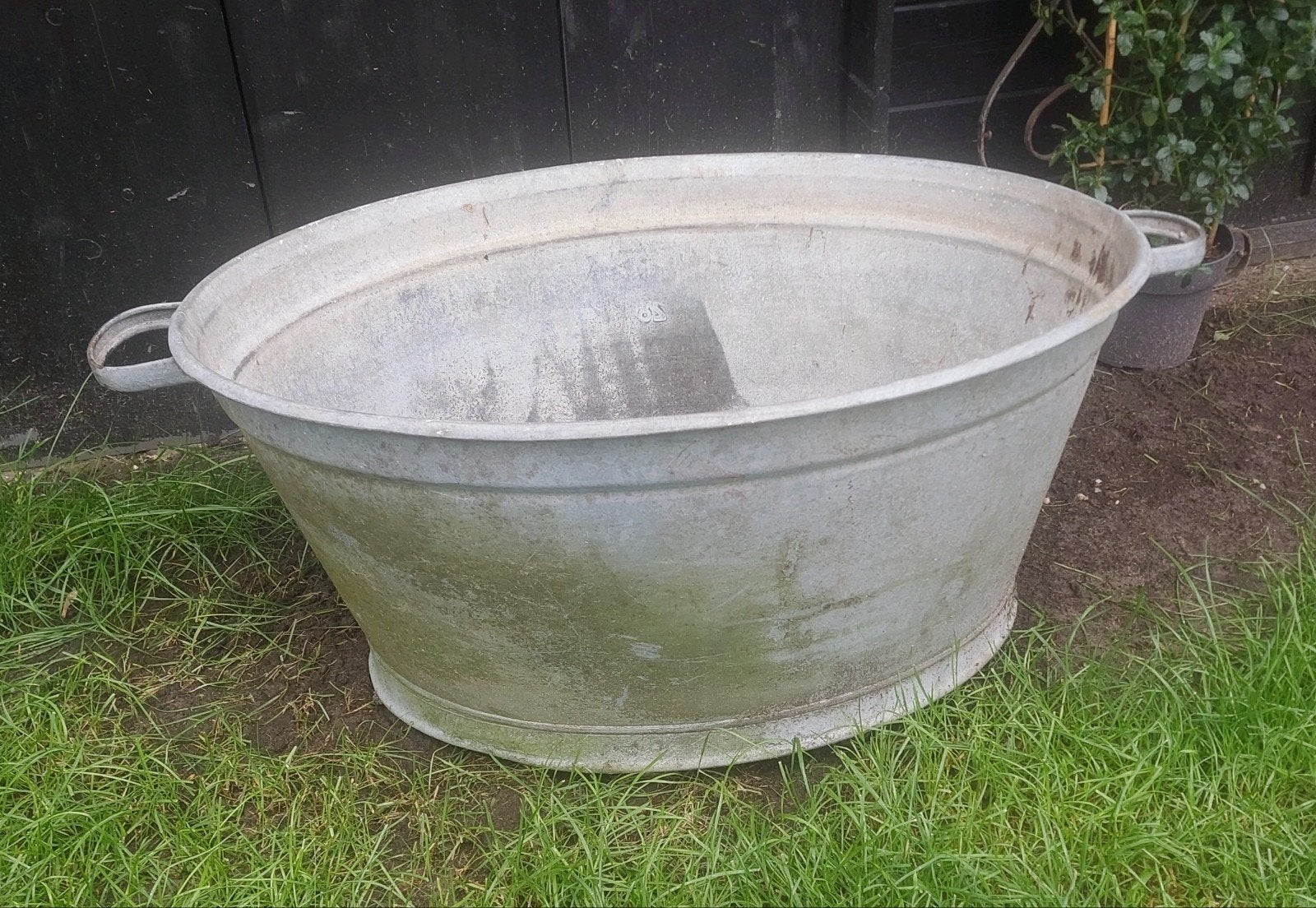 Zinken wasteil ,verzinkte bak,ovale zinken bloembak igs, Ophalen, Gebruikt, Metaal, 30 tot 60 cm
