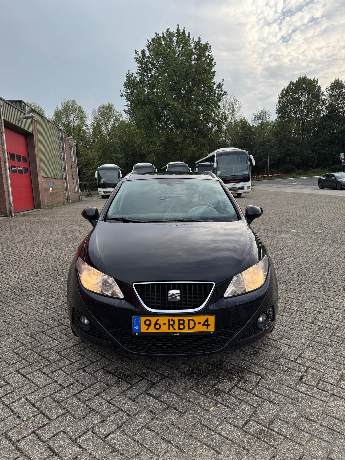 Seat Ibiza ST 1.2 TSI 77KW DSG 2011 Zwart, Auto's, Origineel Nederlands, Stationwagon, 19 km/l, Particulier