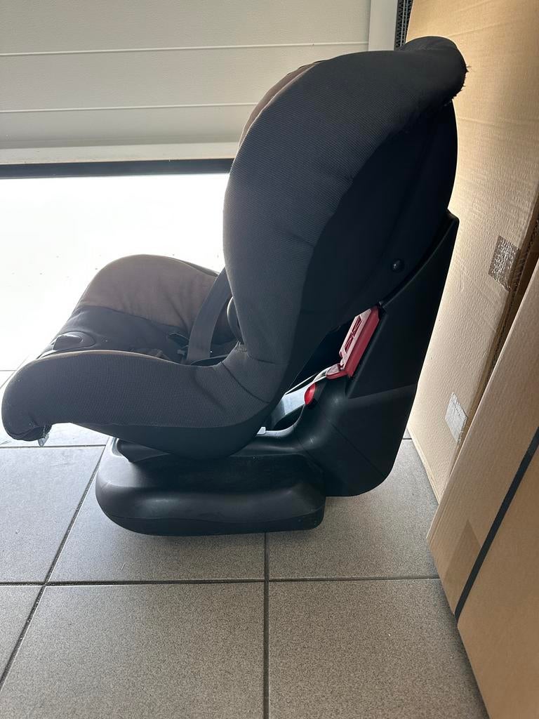 Auto kinderstoel, Kinderen en Baby's, Autostoeltjes, Autogordel of Isofix, Gebruikt, 0 t/m 18 kg, Zijbescherming