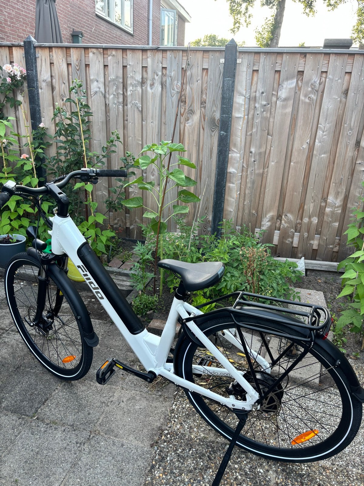 Fiido C11 E-bike Wit - Lichte schade, prijs bespreekbaar, Fietsen en Brommers, Ophalen, Gebruikt, Overige merken